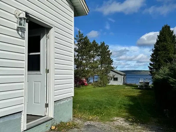 26 Main Street N, Glovertown, NL A0G2L0