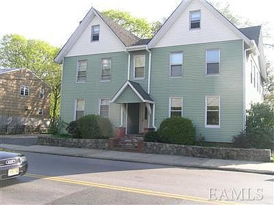 1st image of 584 N Barry Ave APT 3