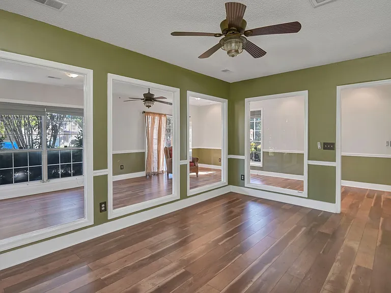 101 Grinders Mill Rd — Photo 27
