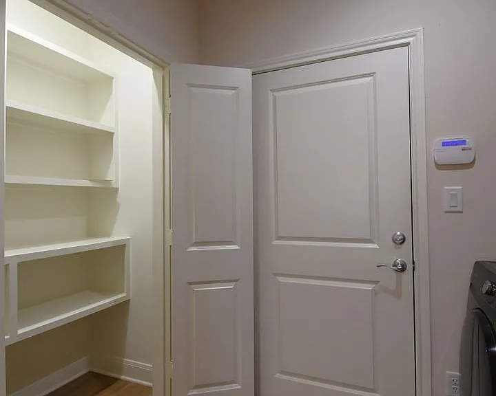 6067 Hamilton Meadows Way — Photo 35