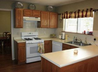 7831 Sunny Ridge Dr, Houston, TX 77095