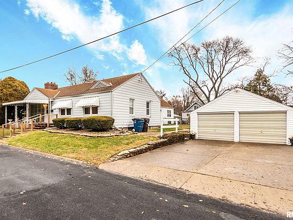 2nd image of 3022 N Saint Philomena Ct