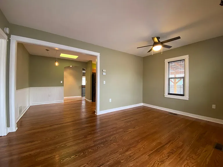 527 N Hancock Ave — Photo 7