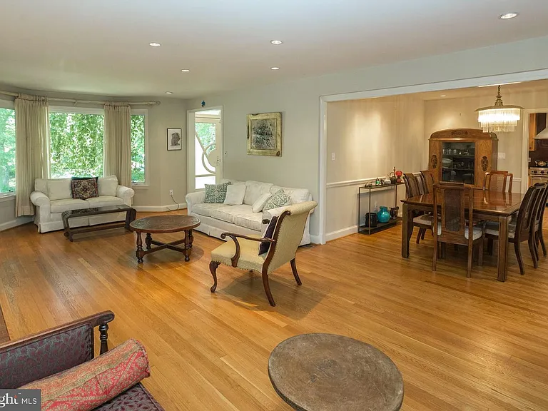 5628 Knollwood Rd — Photo 3