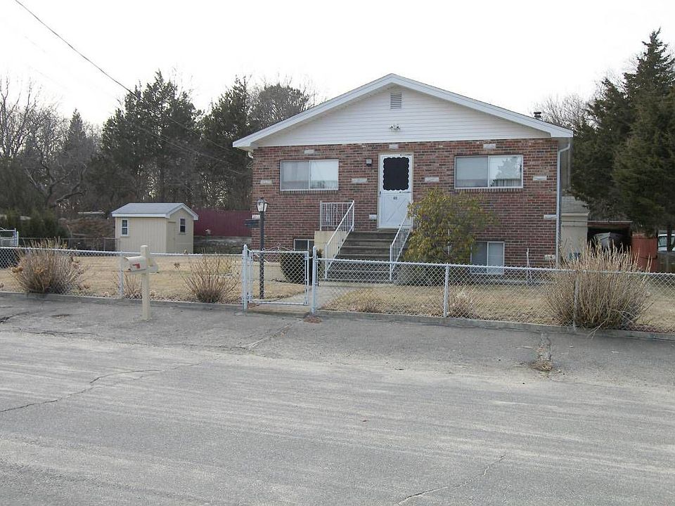 2nd image of 65 Elm St
