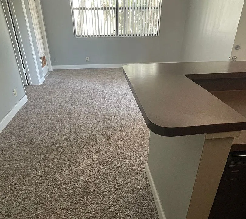 718 Executive Center Dr #211-7-211