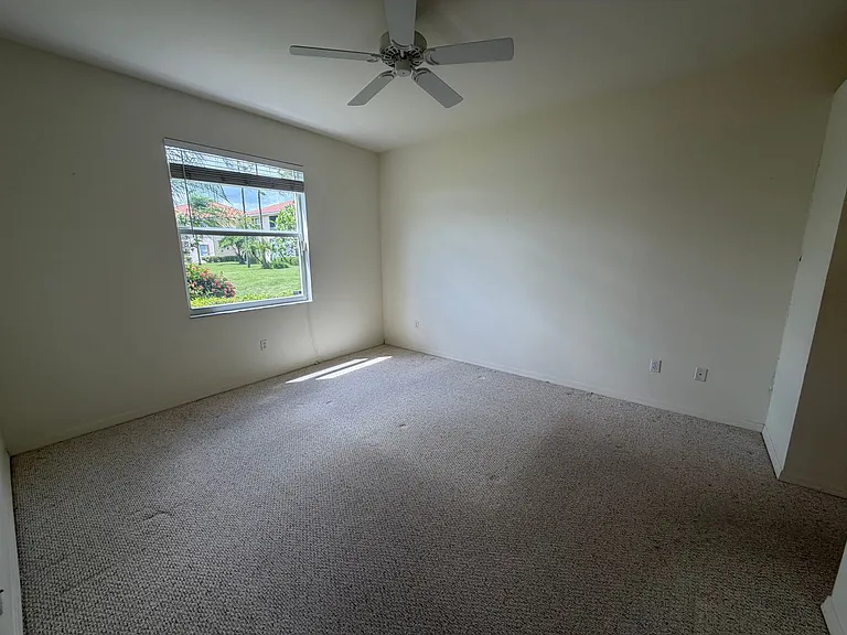 330 Robin Hood Cir #102 — Photo 11