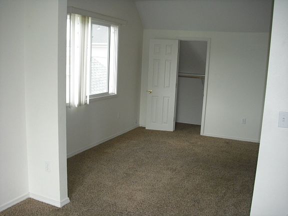2nd image of 844 W Cliff Dr APT 301