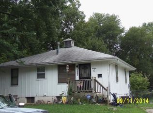 1904 S Overton Ave, Independence, MO 64052