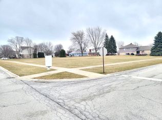 272 Orchard Ln, Beecher, IL 60401