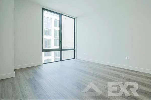 Rented by EXR | media 14