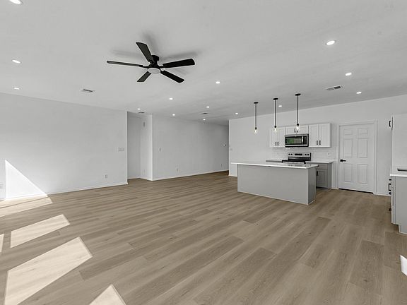 5th image of 6181 Road 5503