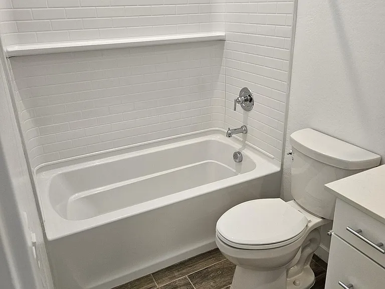 3357 S Primrose Ave — Photo 32