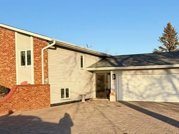 1513 2nd St SW, Clarion, IA 50525