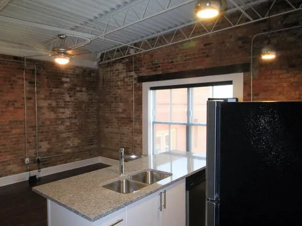 555 Poplar St APT 305, Macon, GA 31201