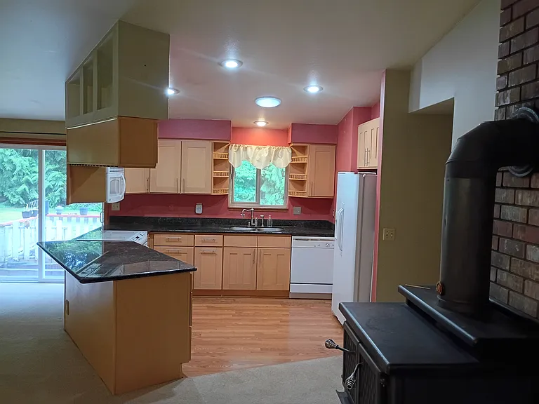 16631 75th Ave NE #A — Photo 2