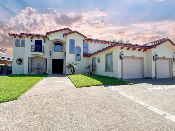 421 Emerald Lake Dr, Laredo, TX 78041