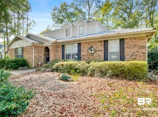 100 Moore Cir, Daphne, AL 36526