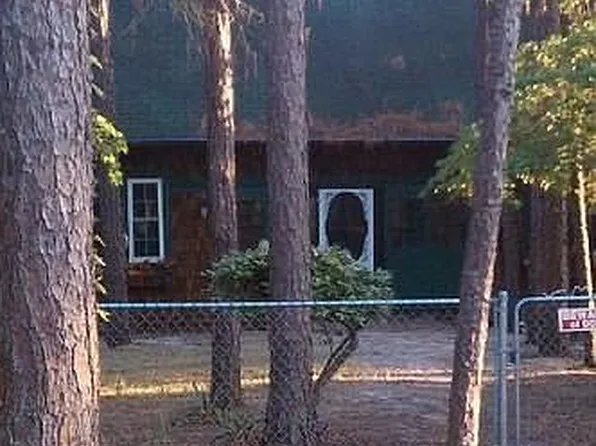 565 E Philadelphia Ave, Pinebluff, NC 28373