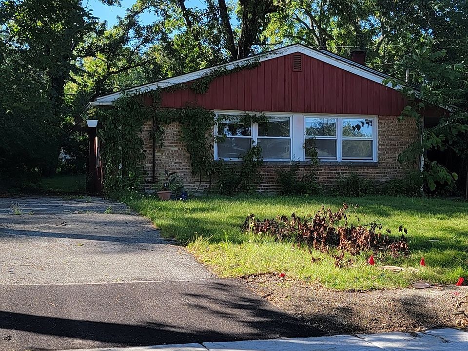 1st image of 334 Oakwood St
