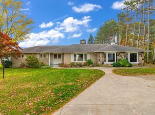 550 N Lakeshore Rd, Port Sanilac, MI 48469