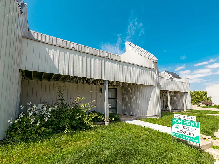 643 W Lakeshore Dr — Photo 31