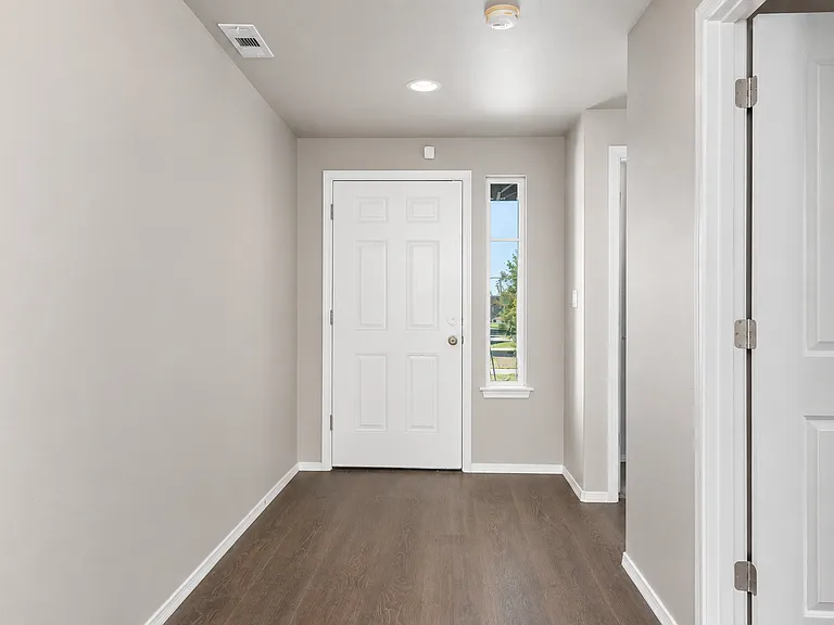 627 Marysville Way — Photo 14