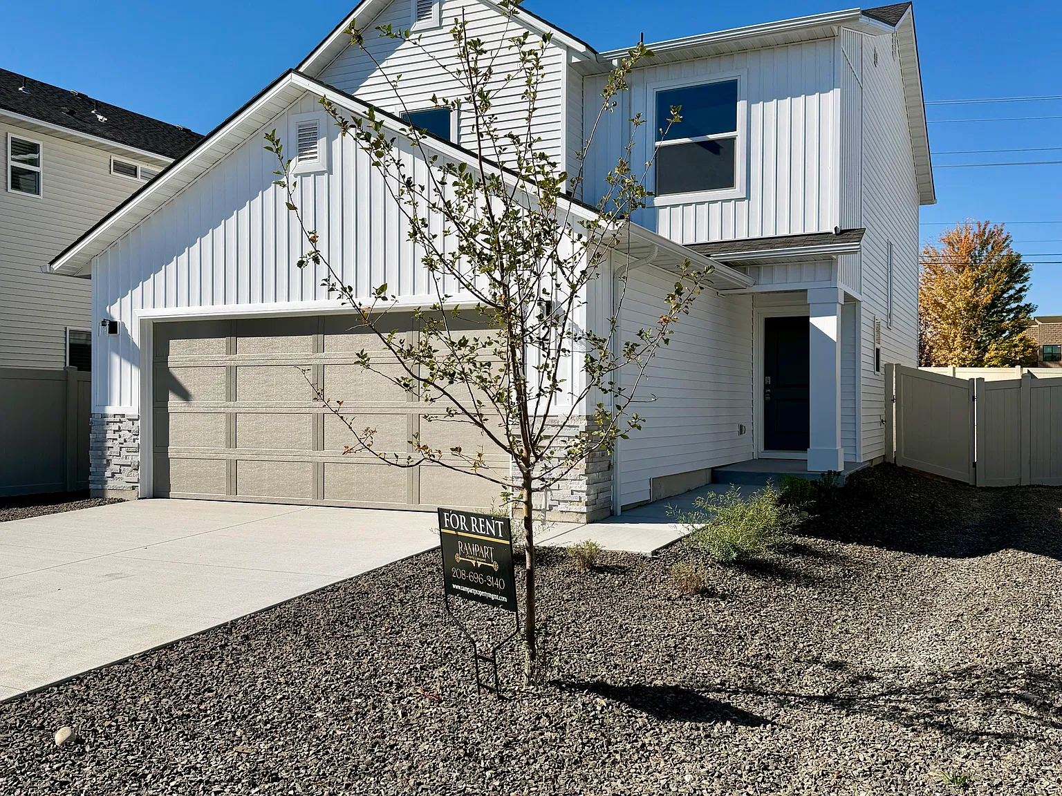 3 bed, 1597 sqft, $2,200 — Photo 3