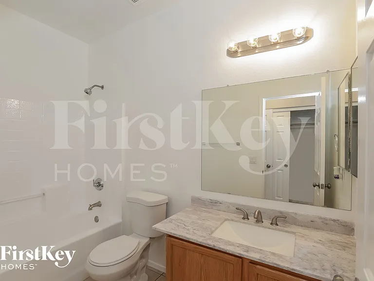 5840 E Norland St — Photo 13