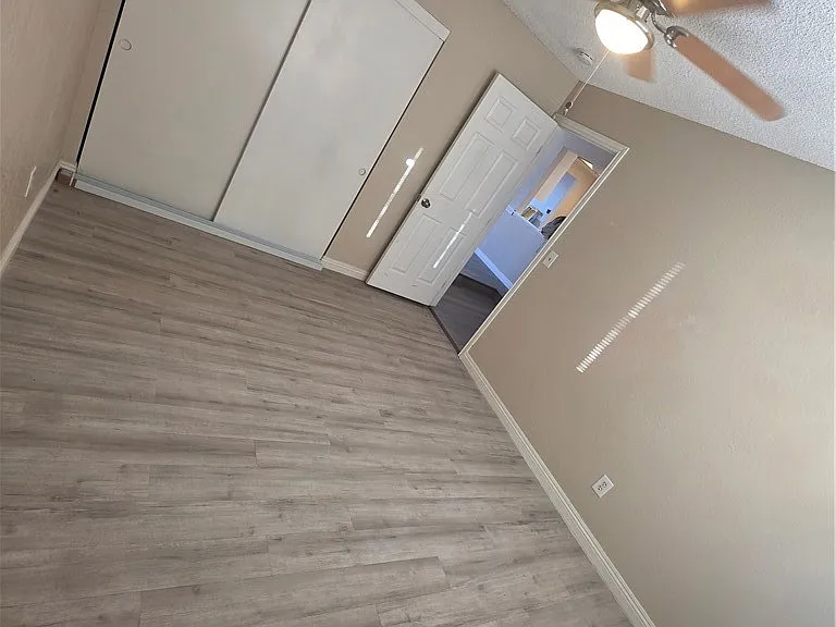 1061 May Ln — Photo 12