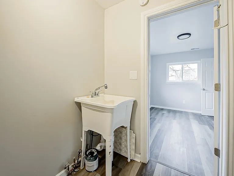 23352 Powell Ave — Photo 18