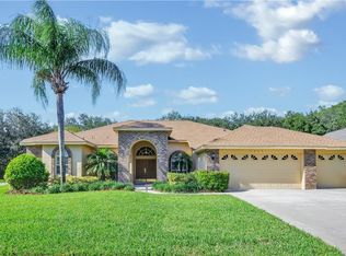2809 Winding Trail Dr, Valrico, FL 33596