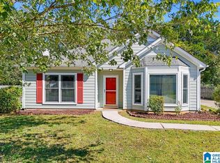 8372 Cahaba Crossing Cir, Leeds, AL 35094