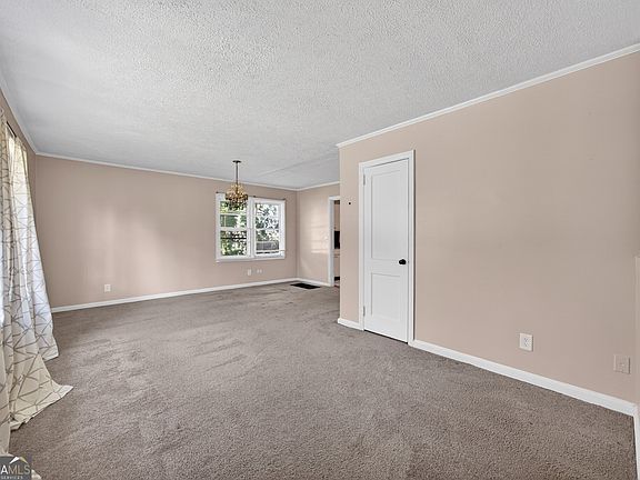 5th image of 2090 Verbena St NW