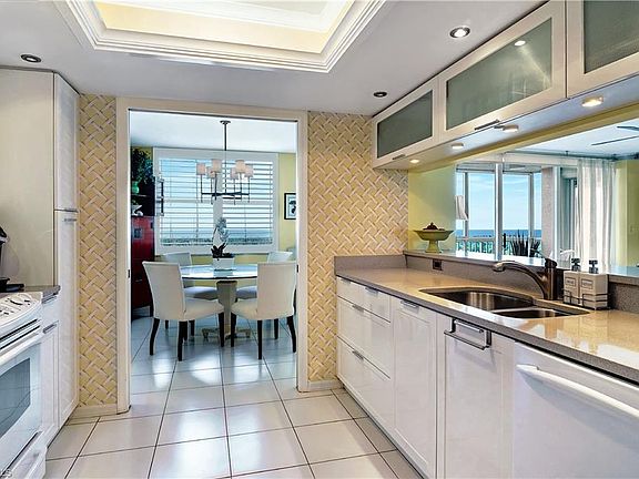 5th image of 6585 Nicholas Blvd APT 705