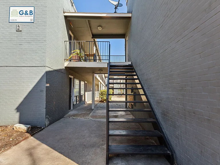 Patton Apartments — Photo 29
