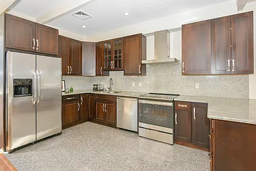 Rented by Sapo Group