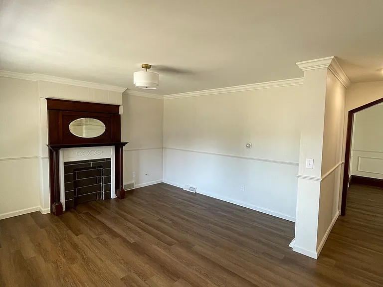 401 Dearborn St #1 — Photo 4