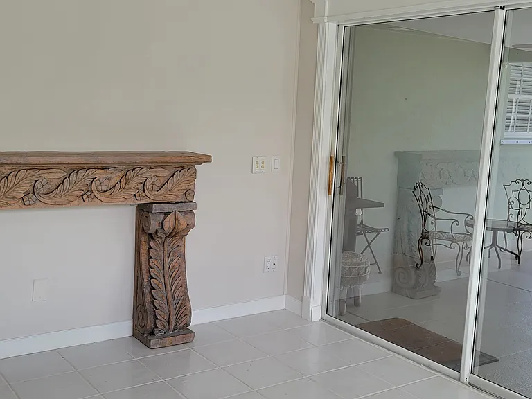 1610 SW Waterfall Blvd — Photo 6