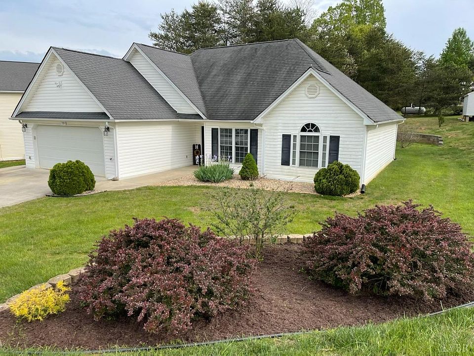 1st image of 35 Delaney Dr