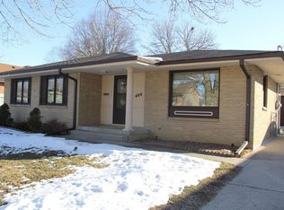 404 E 17th St N, Newton, IA 50208