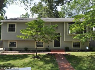 650 209th St, Pasadena, MD 21122