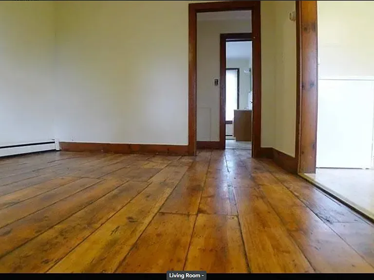 57 North St #2R — Photo 5