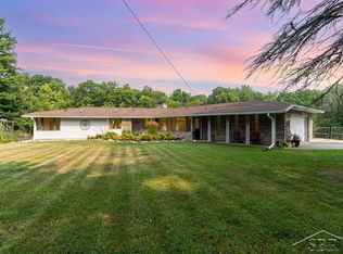 387 E Dopp Rd, Midland, MI 48640