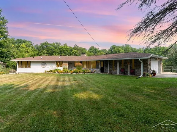 387 E Dopp Rd, Midland, MI 48640