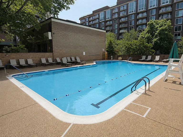 490 M St SW #W-204 — Photo 38
