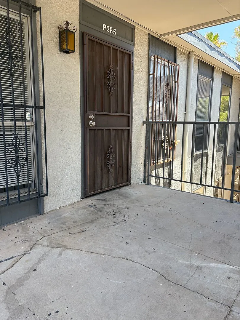 Cozy 1 Bedroom 1 bath Condo in East Tucson — Photo 2