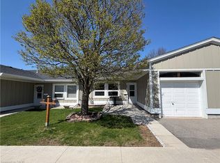 22 Bishop Tonnos Way, Hamilton, ON L9B2L7
