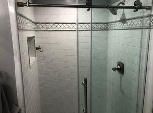 18729 Walkers Choice Rd, Montgomery Village, MD 20886