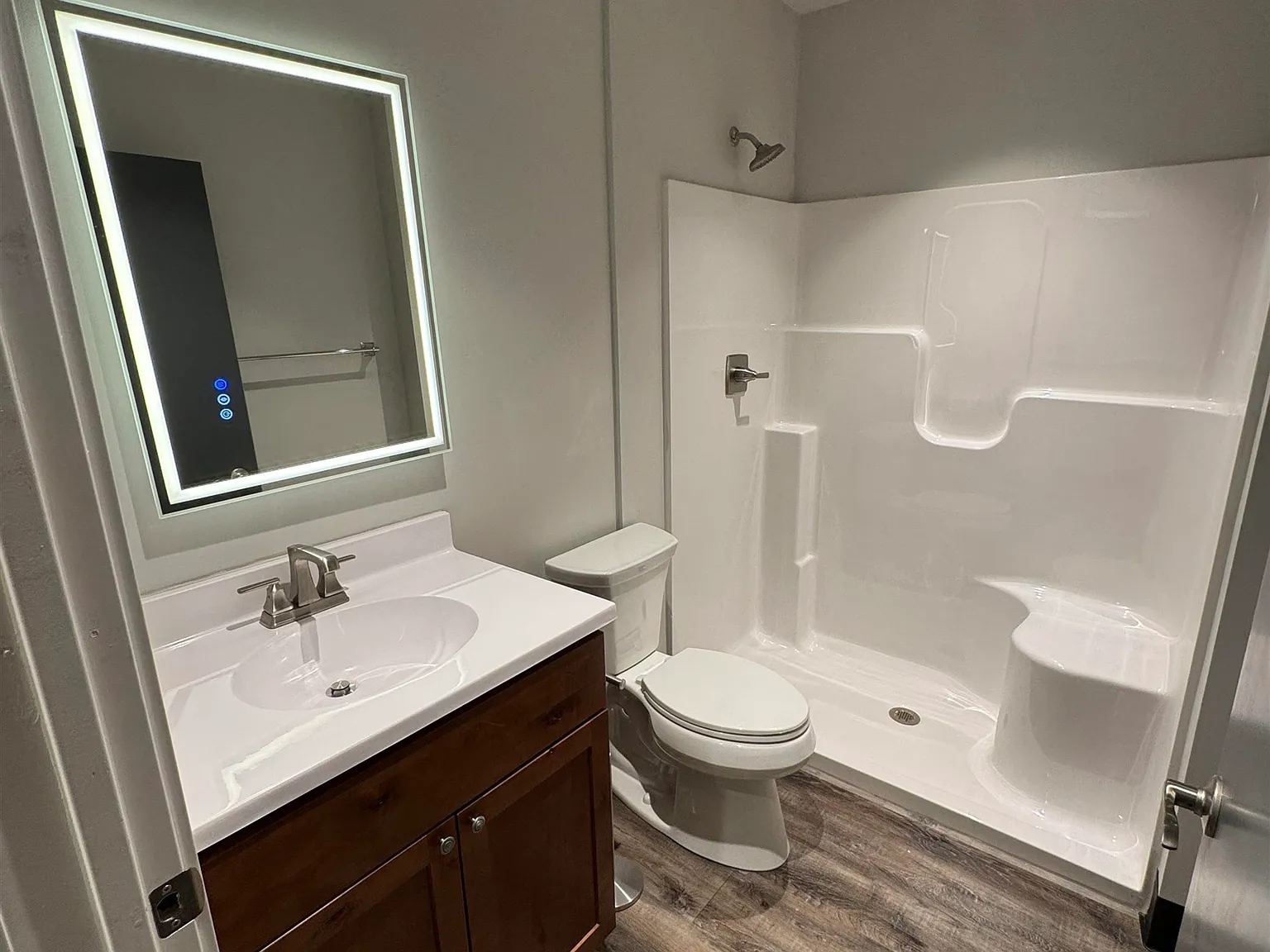 2 bed, 2.0 bath, 1100 sqft, $1,795 — Photo 4